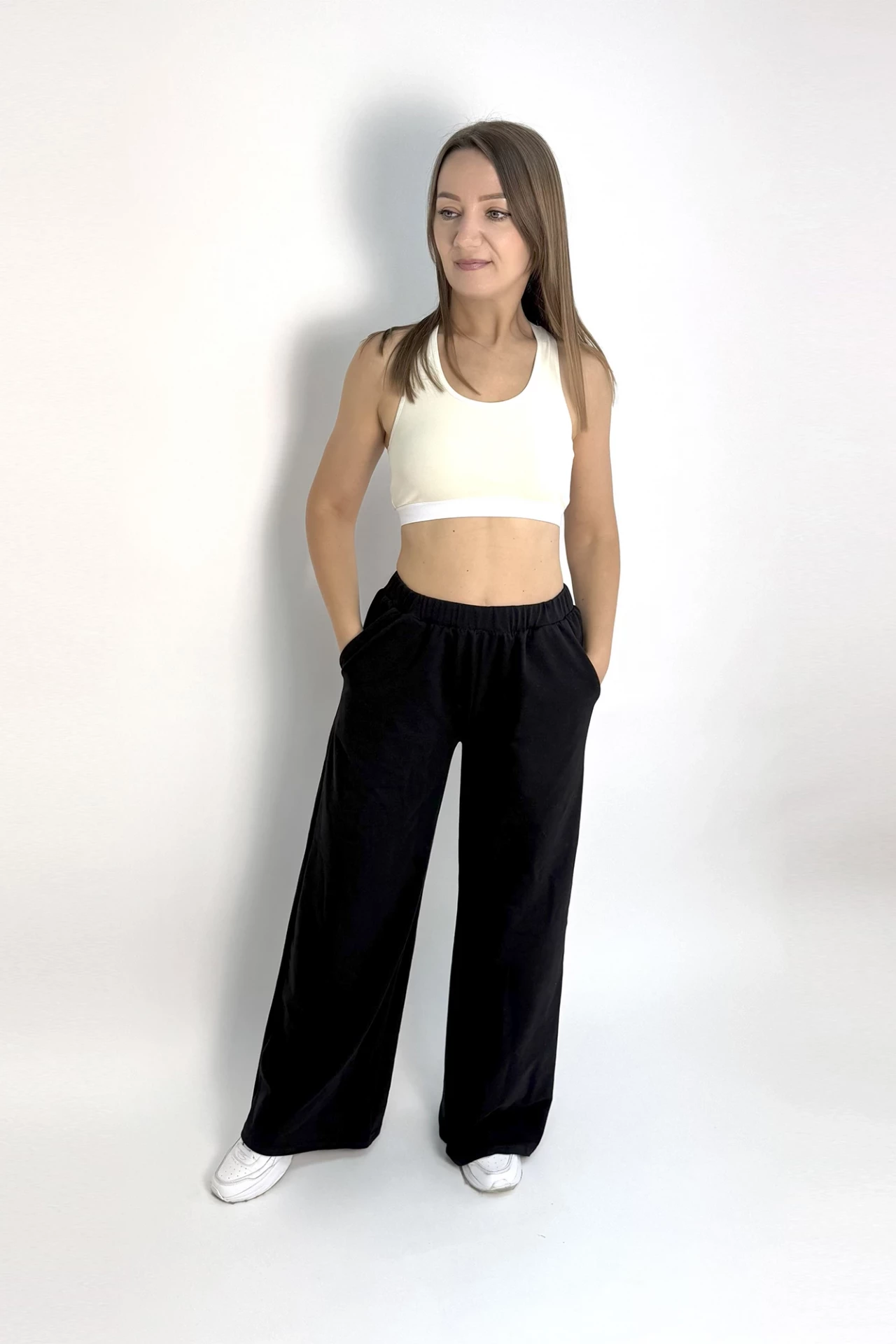 Спортивні штани жіночі