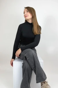 Водолазка жіноча